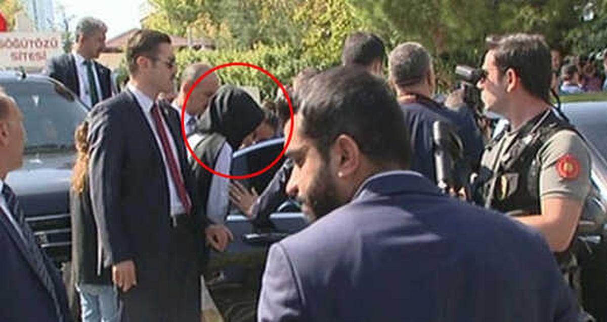 Başkan Erdoğan, 'Tayyip Dede' Diye Seslenen Çocuk İçin Konvoyunu Durdurdu