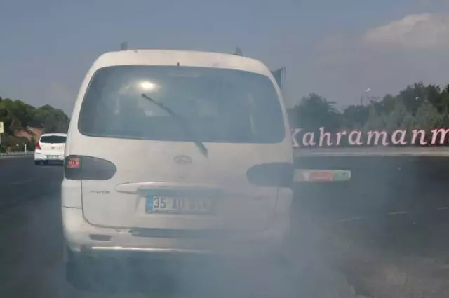 Egzoz Dumanıyla Trafiği Tehlikeye Düşürdü