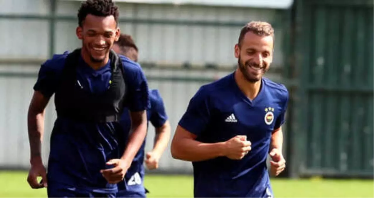 Fenerbahçe'de Antrenmanların Yıldızı, Yeni Transfer Jailson Oldu