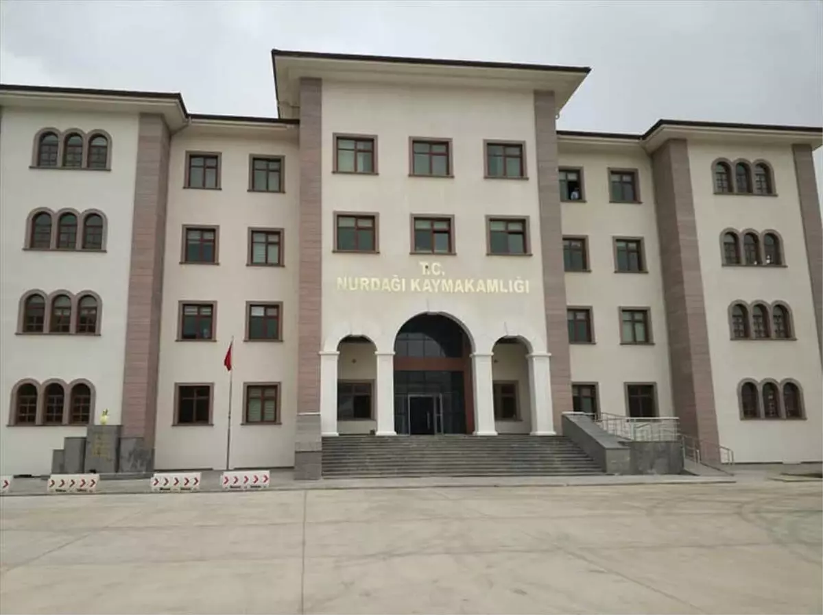 Nurdağı Hükümet Konağı Yeni Binasına Taşındı