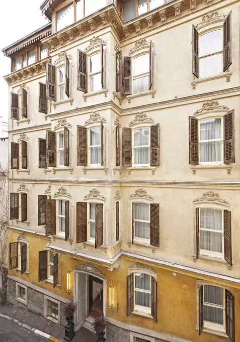 The Indepentent: Beyoğlu'ndaki En İyi Buluşma Noktalarından Biri