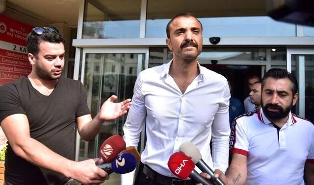 Ünlü Şarkıcı Demet Akalın'ın İcra Gelen Lüks Villasını Su Bastı