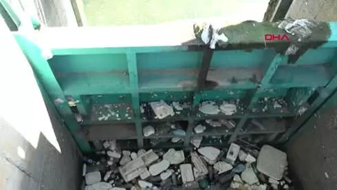 Adana 5 Gündür Kayıptı, Kanalda Bulunan Cesedi Vinçle Çıkarıldı Adana 5 Gündür Kayıptı, Kanalda Bulunan Cesedi Vinçle Çıkarıldı