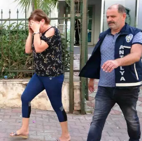 Antalya'da Fuhuş Operasyonunda 9 Tutuklama