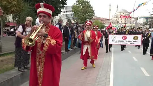 Bolu Köroğlu Festivali'nde Necati Şaşmaz İzdihamı Bolu Köroğlu Festivali'nde Necati Şaşmaz İzdihamı