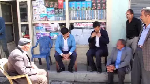 Kaymakam Öztürk Vatandaşlarla Vedalaştı