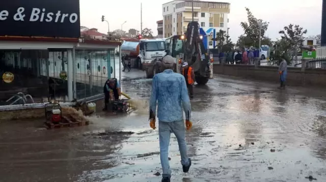 Bilecik'te Sel Hayatı Felç Etti