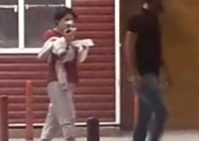 Erkek Arkadaşının Uyuşturucuya Zorladığı Genç Kız, Pencereden Atladı
