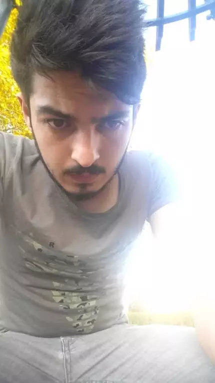 Gurbetçi Aile 8 Aydır Kayıp Oğullarını Arıyor