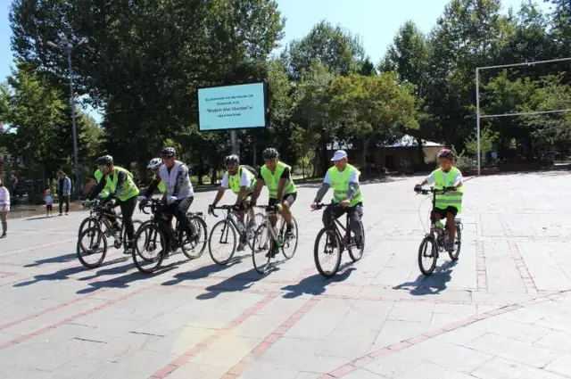 Isparta'da Bisikletli Sepsis Farkındalık Etkinliği