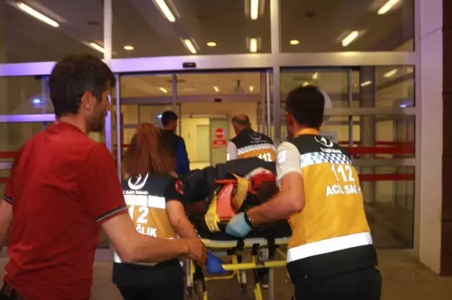 Mermer Ocağında Patlama: 1'i Ağır 3 Yaralı