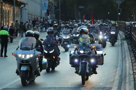 Motorculardan 15 Temmuz Şehitler Köprüsü'nde Eylem