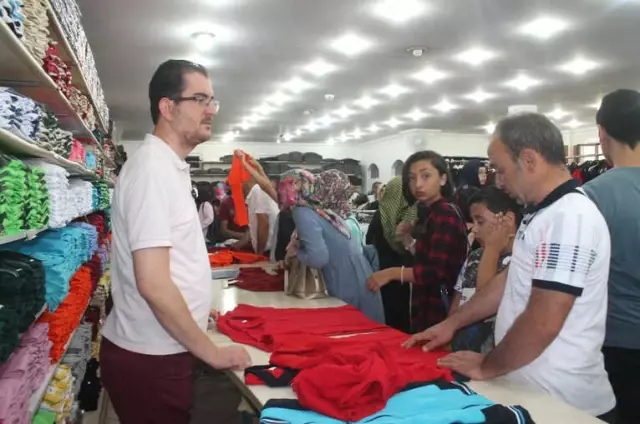 Okul Alışverişinde Son Gün Telaşı