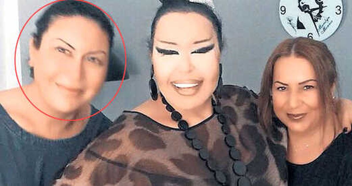 Şarkıcı Suat Su, Hayranı Olduğu Bülent Ersoy'a Benzemek İçin Defalarca Ameliyat Geçirdi!