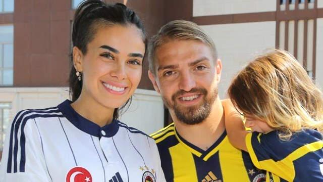 Ahmet Hakan, Çocuklarına Kayyum Atanan Asena Atalay ve Caner Erkin'e 'Çocuğunuza Sahip Çıkın' Diye Sitem Etti