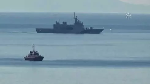 Bodrum'da Düzensiz Göçmenlerin Bulunduğu Lastik Bot Battı (2)