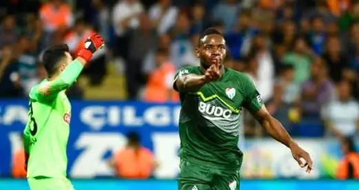 Bursaspor'un Golcü Oyuncusu Diafro Sakho Yeniden Doğdu Bursaspor'un Golcü Oyuncusu Diafro Sakho Yeniden Doğdu