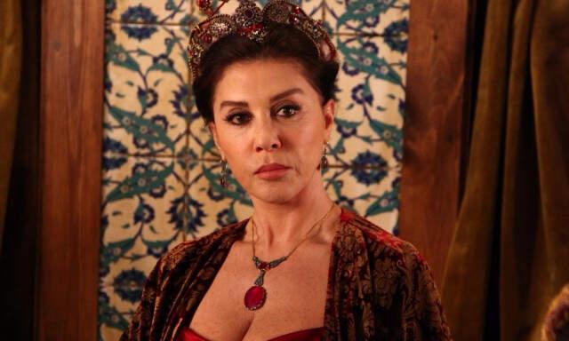 Çukur'un Yeni Transferi Nebahat Çehre Kimdir?