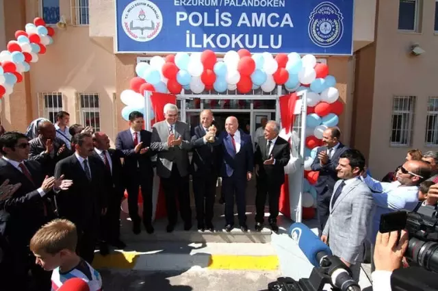 Erzurum'da 178 Bin 860 Öğrenci Ders Başı Yaptı Erzurum'da 178 Bin 860 Öğrenci Ders Başı Yaptı
