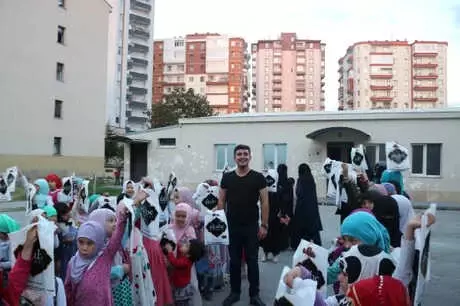 Fırat Yılmaz Çakıroğlu Anısına Köy Okullarına Yardımda Bulunuyorlar Fırat Yılmaz Çakıroğlu Anısına Köy Okullarına Yardımda Bulunuyorlar