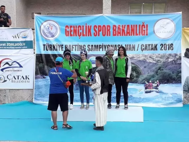 İç Anadolu'nun Tek Rafting Takımı Türkiye 3'üncüsü Oldu