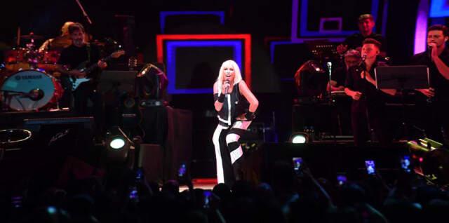 Kendisinden 50 Yaş Büyük Ajda Pekkan'a İlan-ı Aşk Eden Cem Yenel Kimdir?