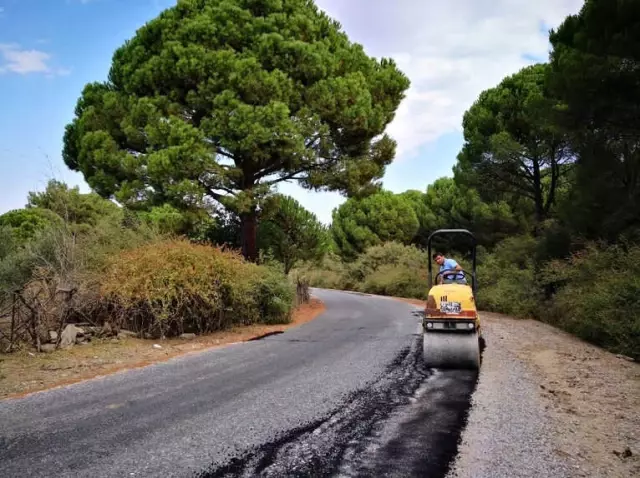 Bağarası ve Çavdar Mahalleleri Yol Yapım Çalışmaları Devam Ediyor Bağarası ve Çavdar Mahalleleri Yol Yapım Çalışmaları Devam Ediyor
