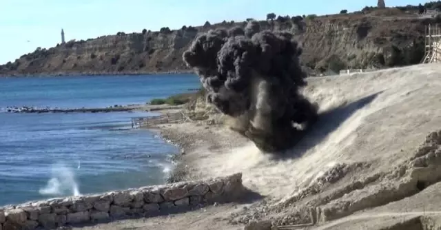 Çanakkale'de Top Mermisi İmha Edildi Çanakkale'de Top Mermisi İmha Edildi