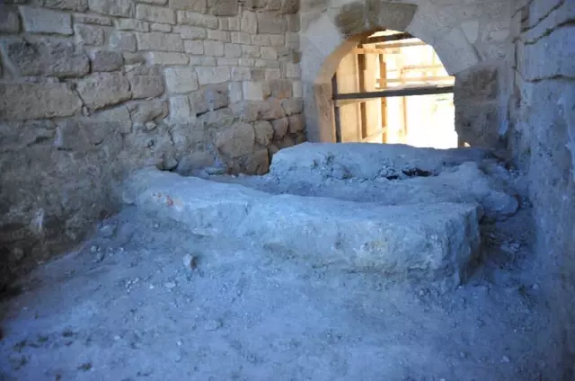 Çanakkale'de Top Mermisi İmha Edildi Çanakkale'de Top Mermisi İmha Edildi