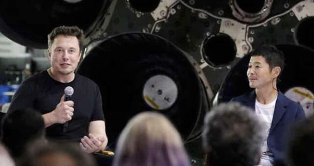 Elon Musk'ın Uzaya Göndereceği İlk Turist, Japon Milyarder Yusaku Maezawa Oldu