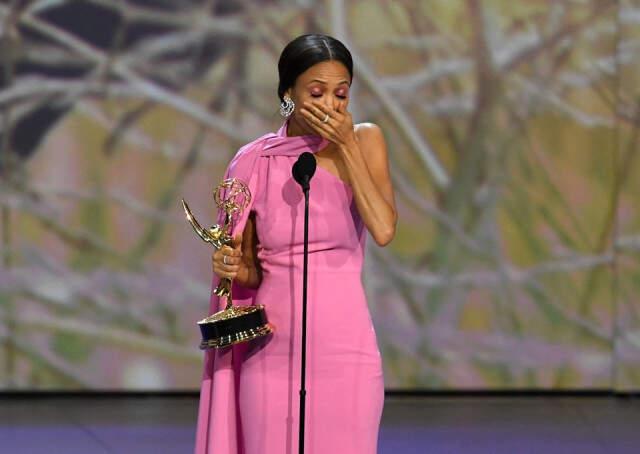 Emmy Ödüllerinde En İyi Kadın Oyuncu Seçilen Thandie Newton Teşekkür Konuşmasında Ağzından Küfür Kaçırdı