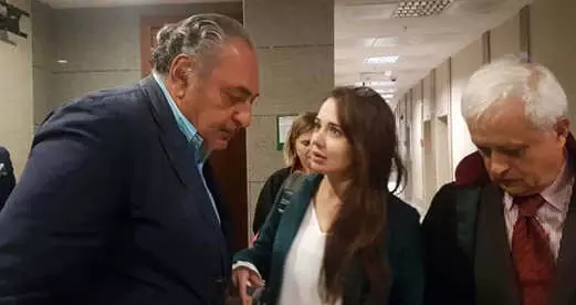 Gazeteci Reha Muhtar, İkizlerinin Velayetini Kazandı Gazeteci Reha Muhtar, İkizlerinin Velayetini Kazandı