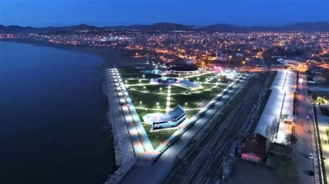 Şehr-i Tuşba'da Toplu Açılış ve Etkinlikler Şehr-i Tuşba'da Toplu Açılış ve Etkinlikler