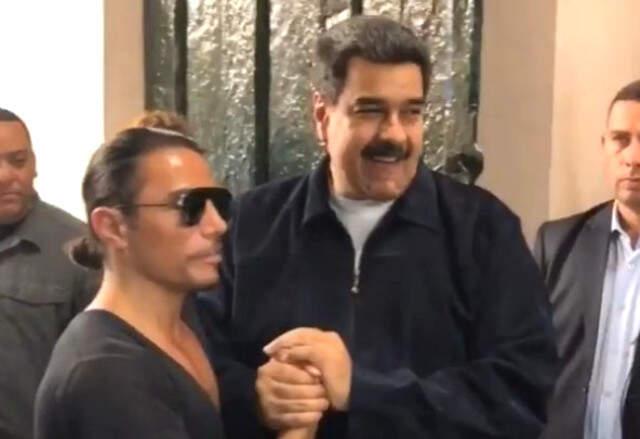 Ülkesi Ekonomik Krizde Olan Devlet Başkanı Nicolas Maduro'nun Nusret'te Et Yemesi Halkı Ayaklandırdı