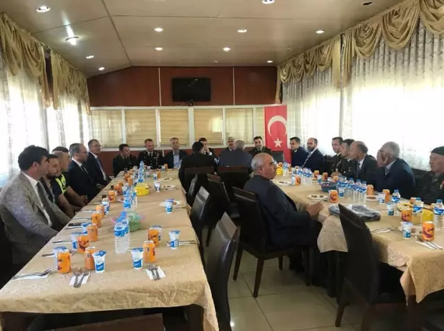 Horasan'da Gaziler Günü Kutlandı Horasan'da Gaziler Günü Kutlandı