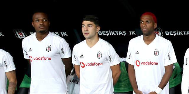 Kanadalı Oyuncu Cyle Larin, İlk 11'e Dönüyor