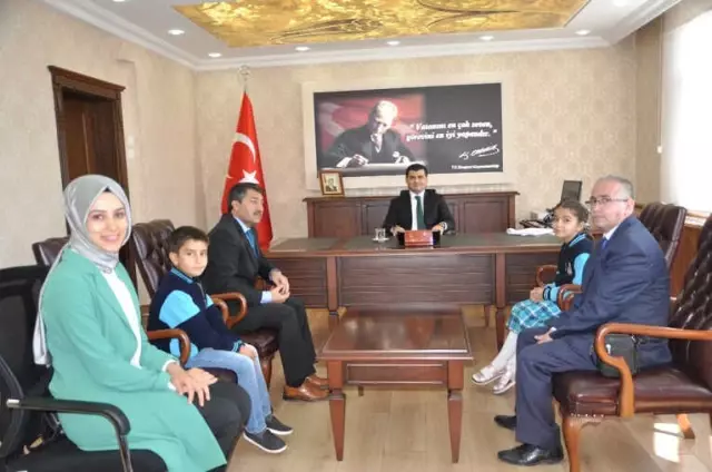Kaymakam Sarı, İlköğretim Haftasında Öğrencileri Kabul Etti Kaymakam Sarı, İlköğretim Haftasında Öğrencileri Kabul Etti