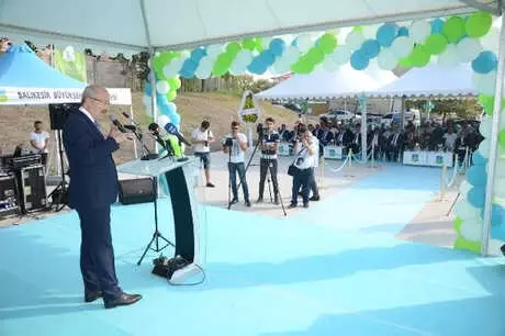 3'ncü Millet Parkı'nın Temeli Savaştepe'de Atıldı 3'ncü Millet Parkı'nın Temeli Savaştepe'de Atıldı