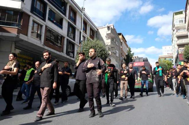 İstanbul'da Düzenlenen Evrensel Aşura Matem Merasimindeki Görüntüler Dikkat Çekti
