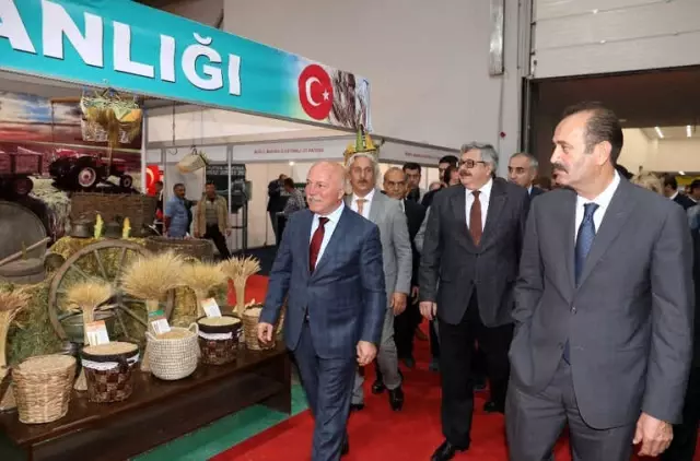 Tarım ve Hayvancılık Fuarı Erzurum'da Açıldı Tarım ve Hayvancılık Fuarı Erzurum'da Açıldı
