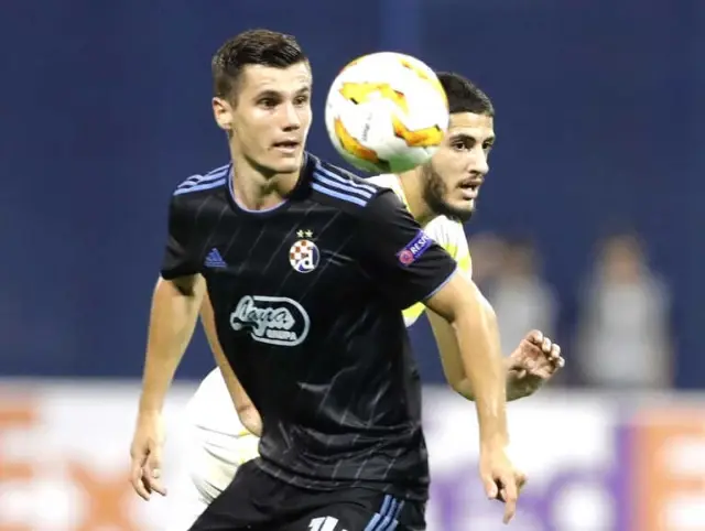 UEFA Avrupa Ligi: Dinamo Zagreb: 4 - Fenerbahçe: 1 (Maç Sonucu) UEFA Avrupa Ligi: Dinamo Zagreb: 4 - Fenerbahçe: 1 (Maç Sonucu)