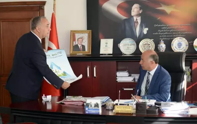 Vali Azizoğlu: 'Temiz Bir Dünya İçin Sıfır Atık' Vali Azizoğlu: 'Temiz Bir Dünya İçin Sıfır Atık'