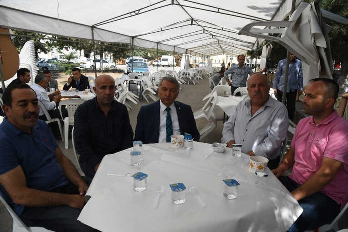 Başkan Günaydın, Gül Küçük Sanayi Sitesi'ndeki Aşure Günü'ne Katıldı