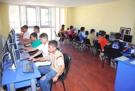 Bilgi Evleri 17 Bin Genci Yetiştirdi
