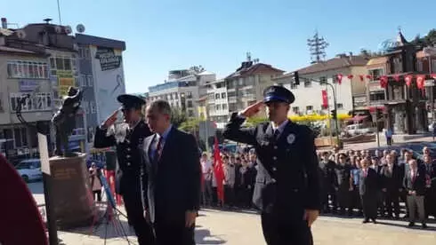 Gaziler Gününde Okunan Şiir Duygusal Anlar Yaşattı Gaziler Gününde Okunan Şiir Duygusal Anlar Yaşattı