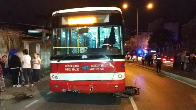 Halk Otobüsü Motosiklete Çarptı: 2 Ölü - Haber