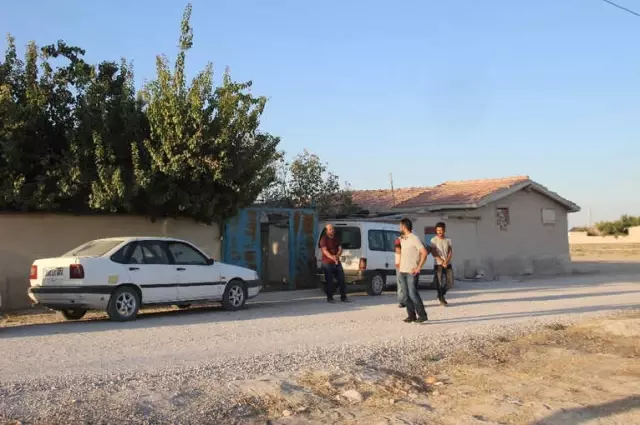 Ölü Taklidi Yaparak Elinden Kurtulduğu Katilin Bulunmasını İstiyor