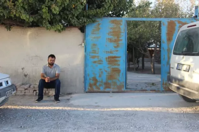 Ölü Taklidi Yaparak Elinden Kurtulduğu Katilin Bulunmasını İstiyor