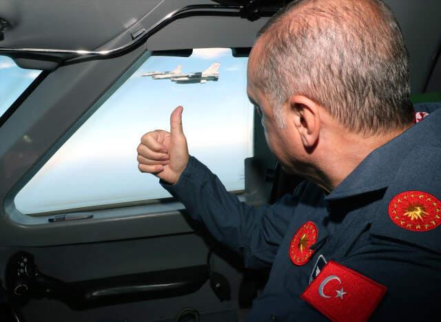 Son Dakika! Başkan Erdoğan, Üçüncü Havalimanı'na İniş Yaptı