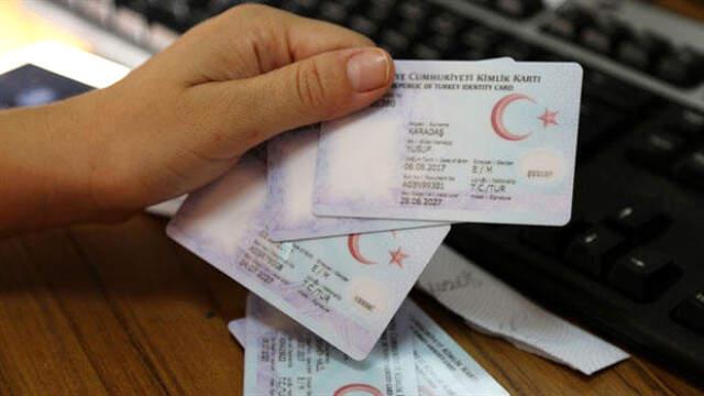 Türkiye'de Binlerce Vatandaş, İsmini ve Soyismini Düzeltti! En Çok Değiştirilen Ad ve Soyad Belli Oldu
